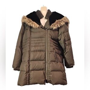 🍄 Reitman’s Winter Jacket with faux fur trim on hood, Size 20